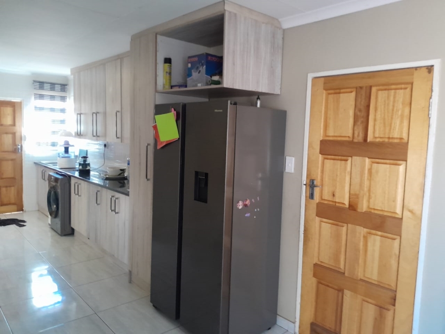 3 Bedroom Property for Sale in Westonaria Gauteng