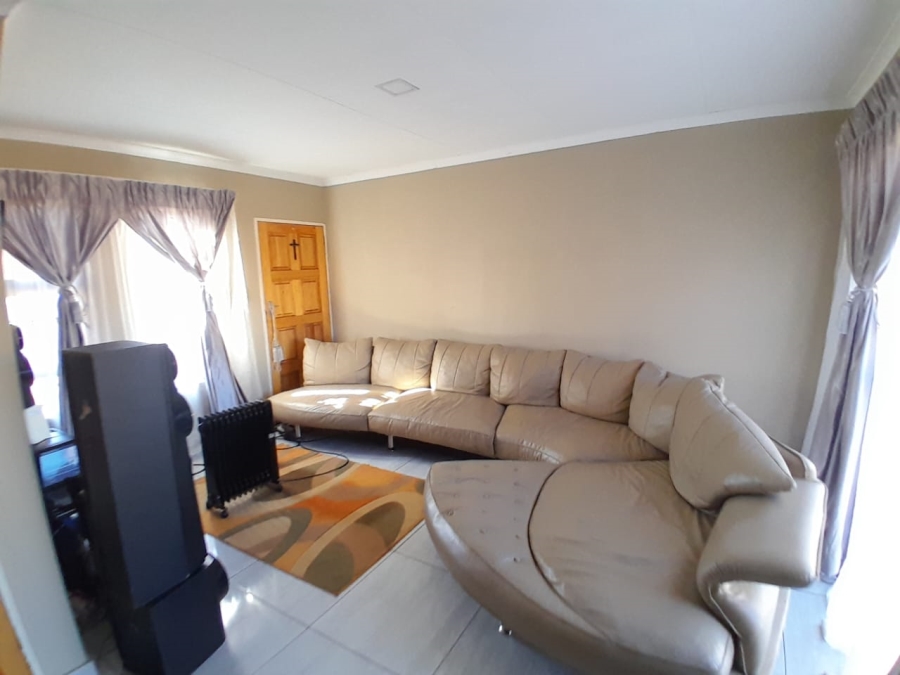 3 Bedroom Property for Sale in Westonaria Gauteng