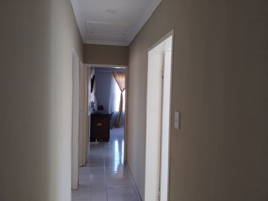 3 Bedroom Property for Sale in Westonaria Gauteng
