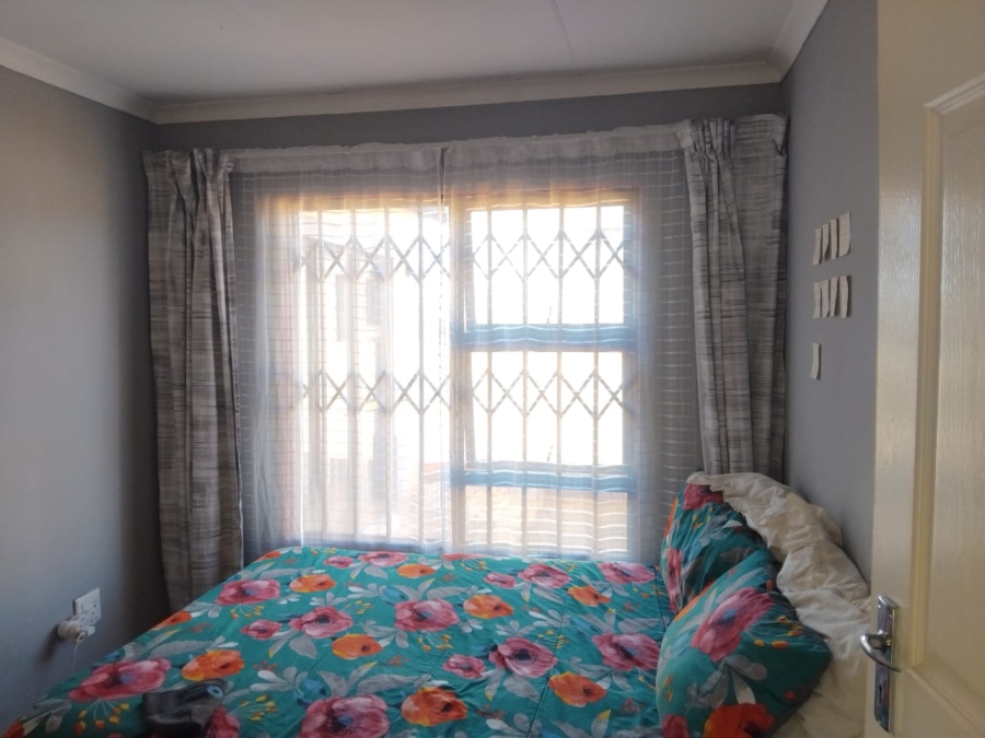 3 Bedroom Property for Sale in Westonaria Gauteng