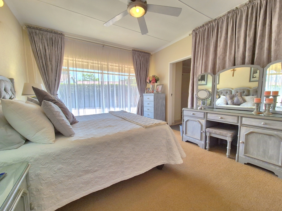 4 Bedroom Property for Sale in Larrendale Gauteng