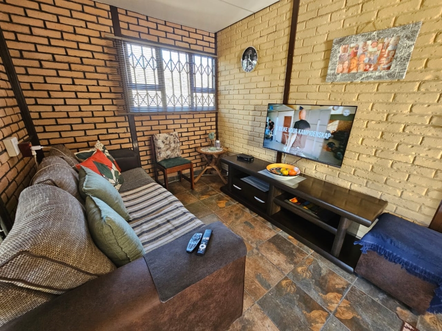 4 Bedroom Property for Sale in Brackendowns Gauteng