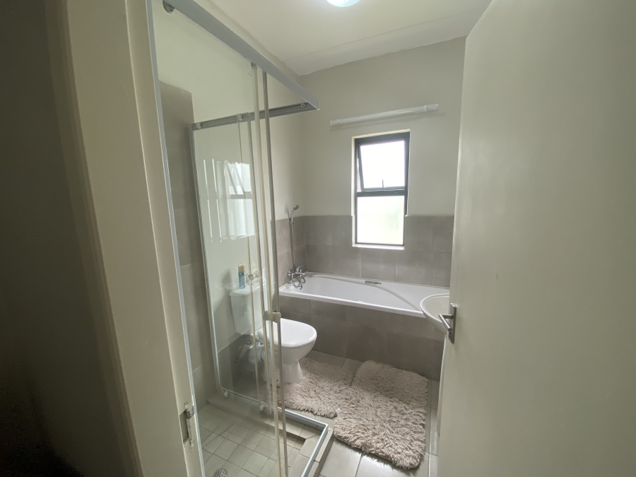 2 Bedroom Property for Sale in Rynfield Gauteng