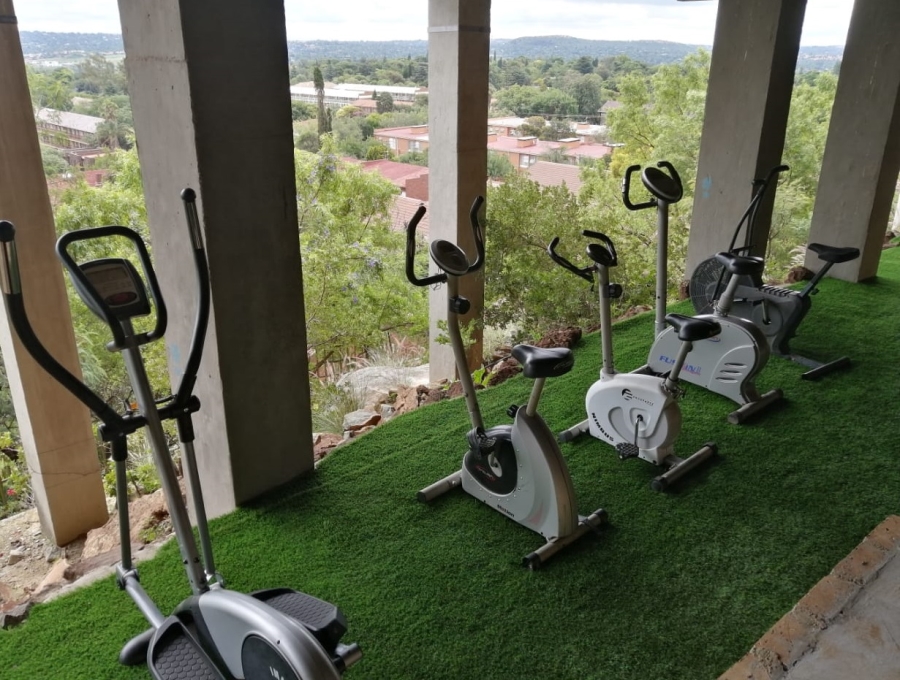 To Let 3 Bedroom Property for Rent in Windsor East Gauteng