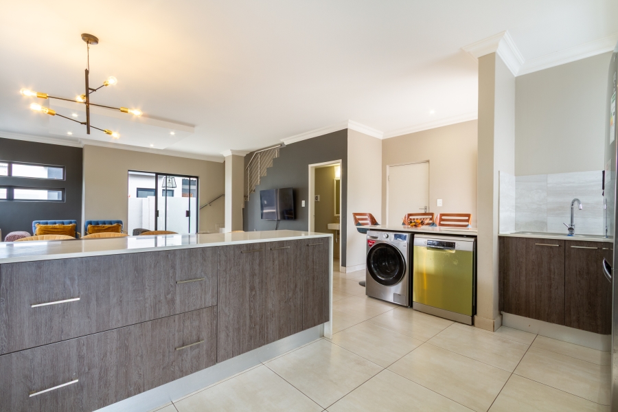 3 Bedroom Property for Sale in Equestria Gauteng