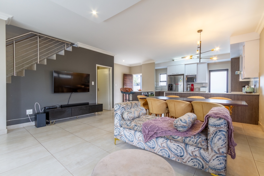 3 Bedroom Property for Sale in Equestria Gauteng