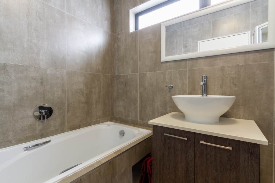 3 Bedroom Property for Sale in Equestria Gauteng