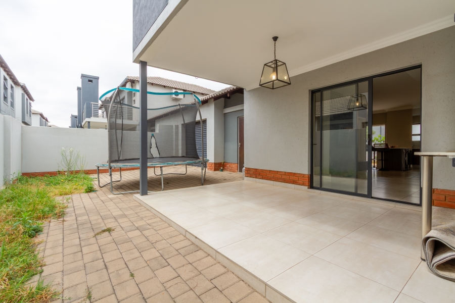 3 Bedroom Property for Sale in Equestria Gauteng
