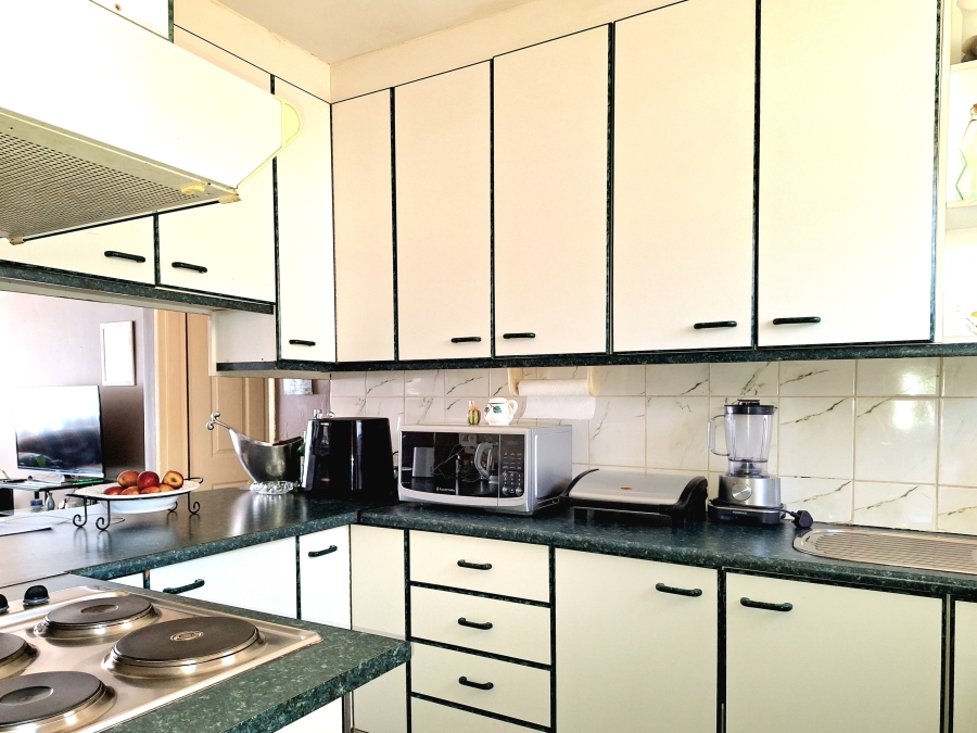 2 Bedroom Property for Sale in Paarlshoop Gauteng