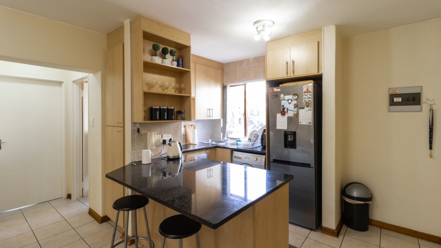 2 Bedroom Property for Sale in Bryanston Gauteng