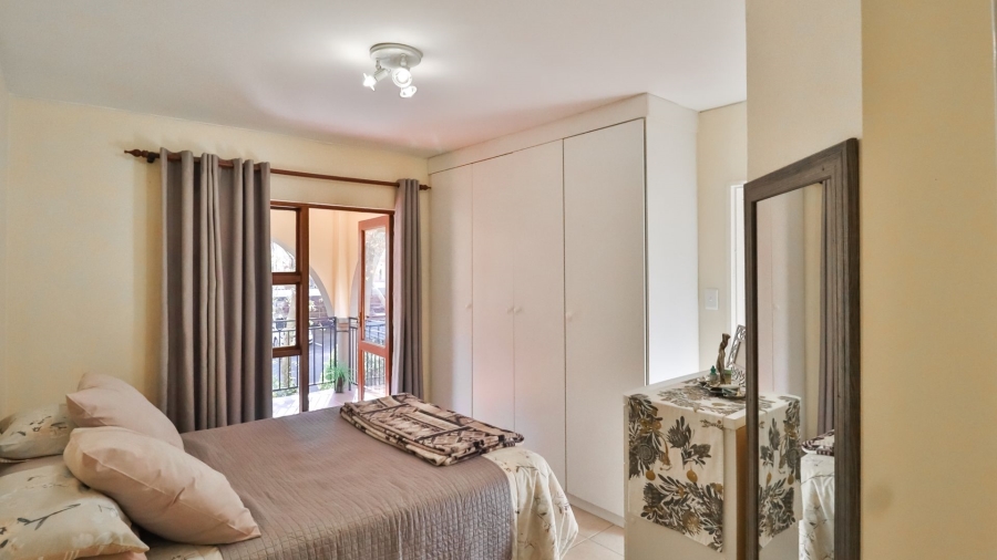 2 Bedroom Property for Sale in Bryanston Gauteng