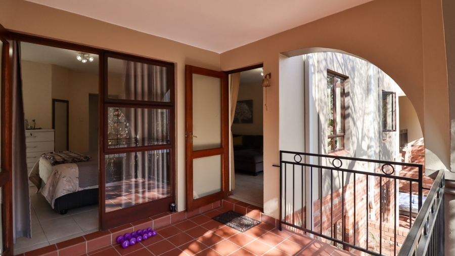 2 Bedroom Property for Sale in Bryanston Gauteng