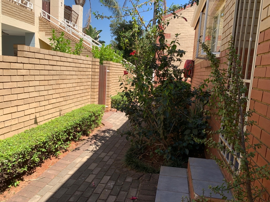 2 Bedroom Property for Sale in Moreleta Park Gauteng