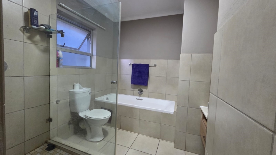 2 Bedroom Property for Sale in Montana Gauteng