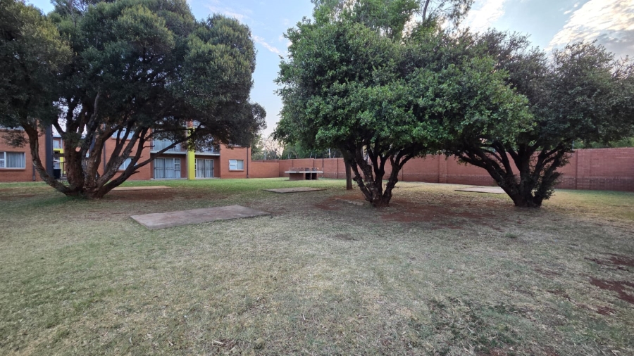 2 Bedroom Property for Sale in Montana Gauteng