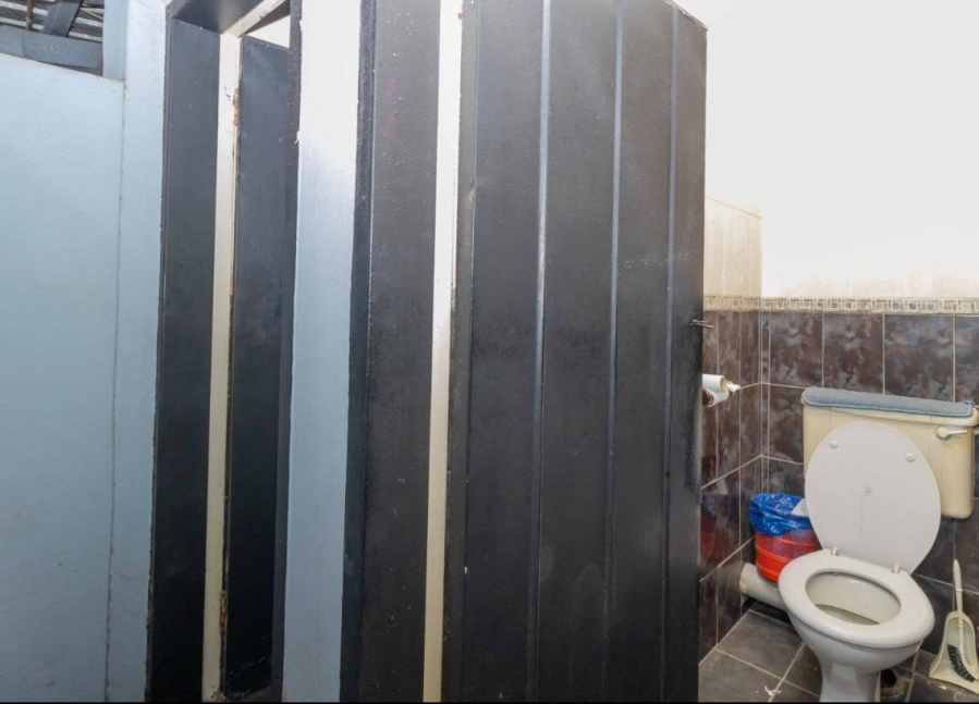 Commercial Property for Sale in East Geduld Gauteng