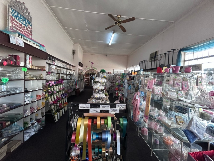 Commercial Property for Sale in East Geduld Gauteng