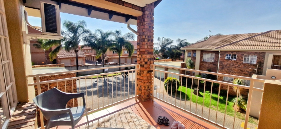 3 Bedroom Property for Sale in Magalieskruin Gauteng