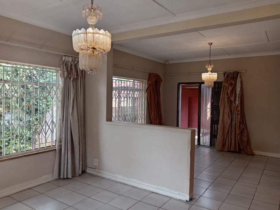 4 Bedroom Property for Sale in Witpoortjie Gauteng