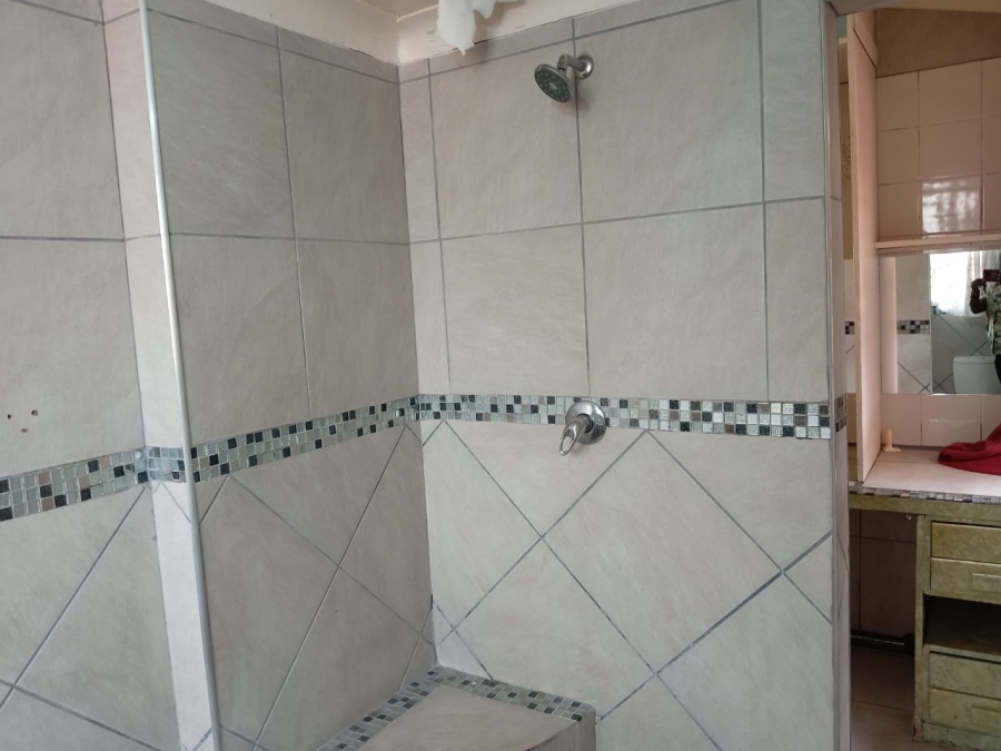 4 Bedroom Property for Sale in Witpoortjie Gauteng