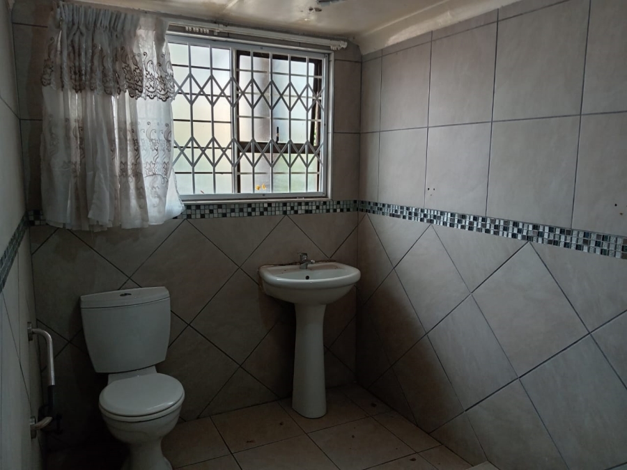 4 Bedroom Property for Sale in Witpoortjie Gauteng