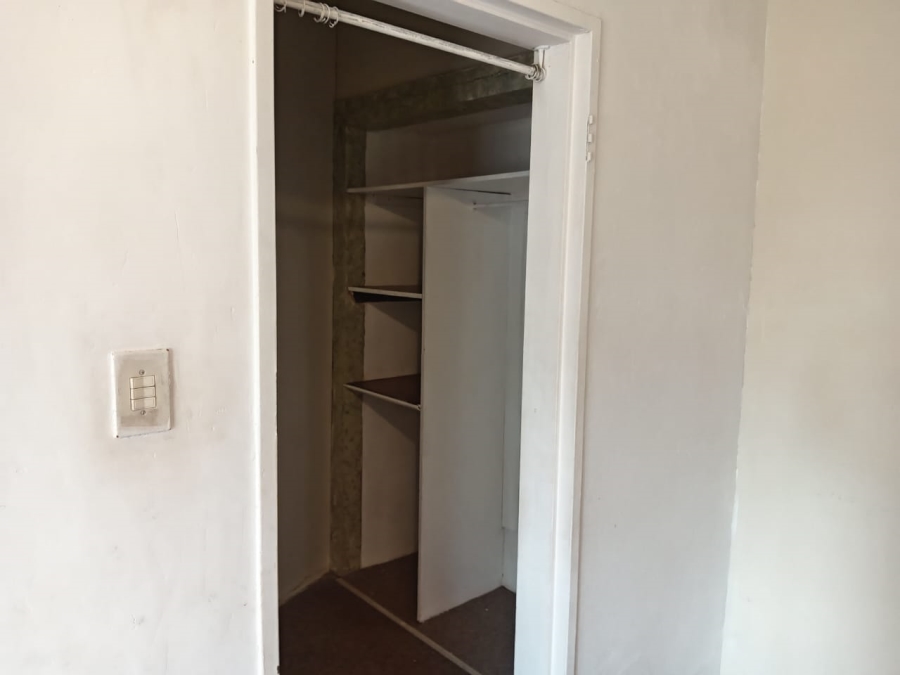 4 Bedroom Property for Sale in Witpoortjie Gauteng
