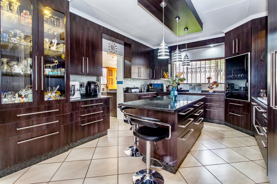 4 Bedroom Property for Sale in Theresa Park Gauteng