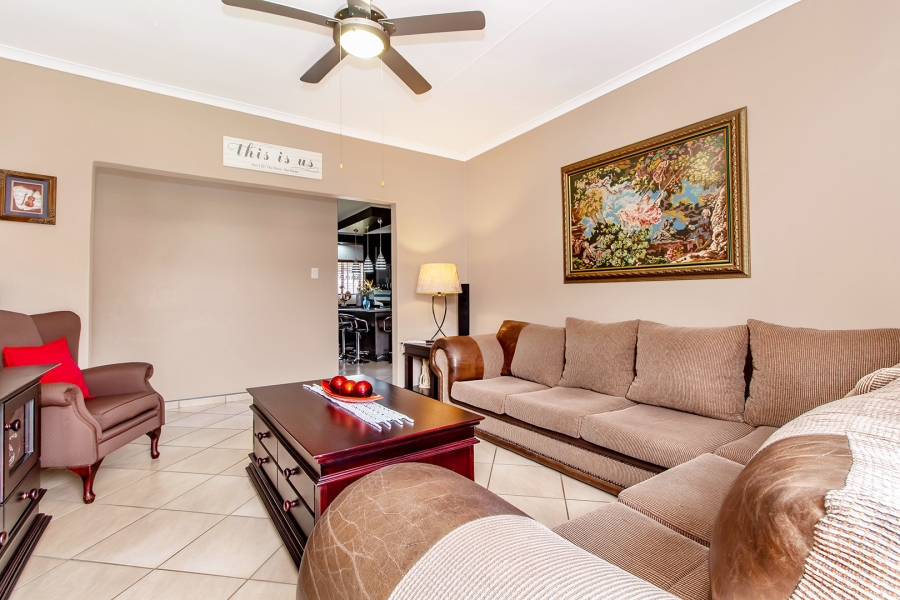 4 Bedroom Property for Sale in Theresa Park Gauteng