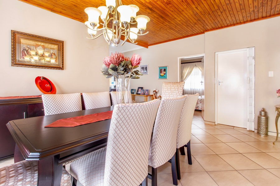 4 Bedroom Property for Sale in Theresa Park Gauteng