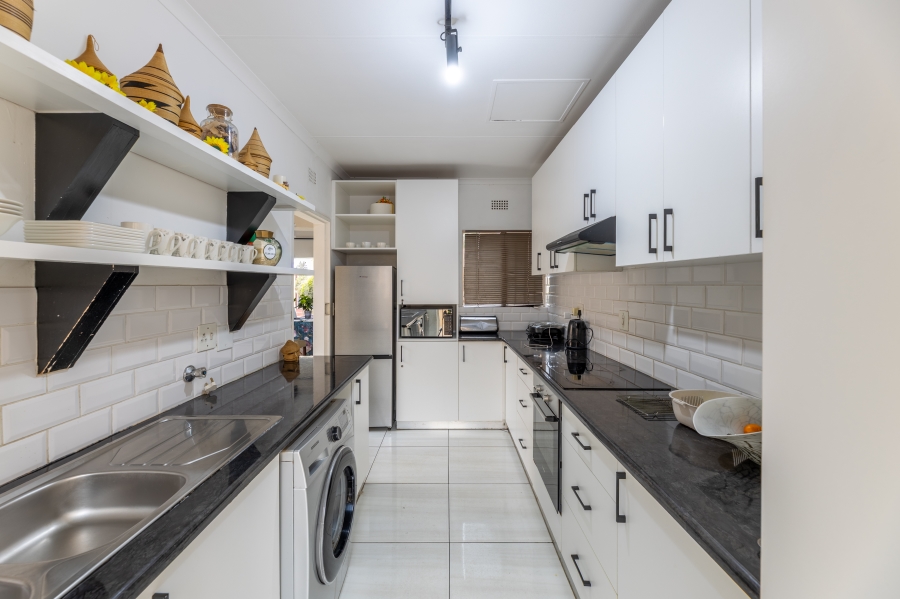 3 Bedroom Property for Sale in Bryanston Gauteng