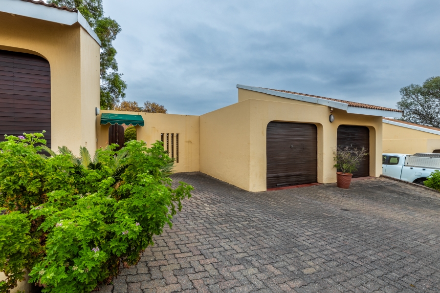3 Bedroom Property for Sale in Bryanston Gauteng