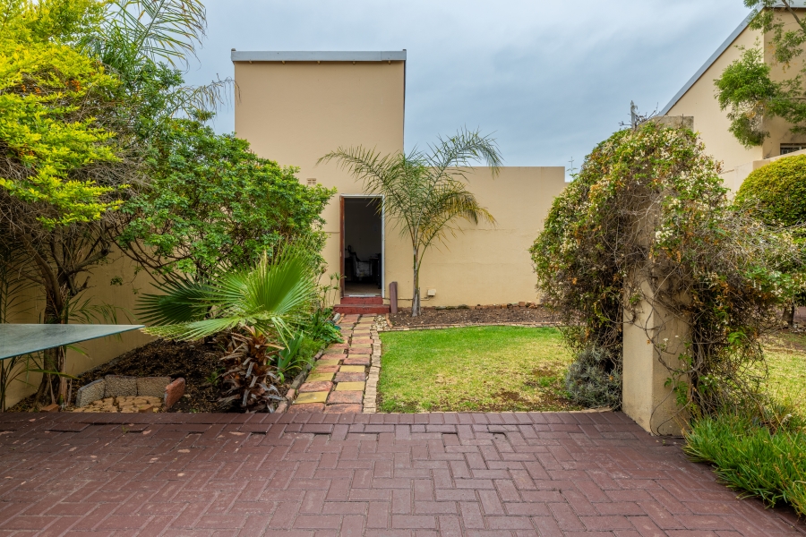 3 Bedroom Property for Sale in Bryanston Gauteng