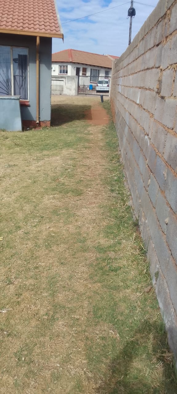 3 Bedroom Property for Sale in Dobsonville Gardens Gauteng