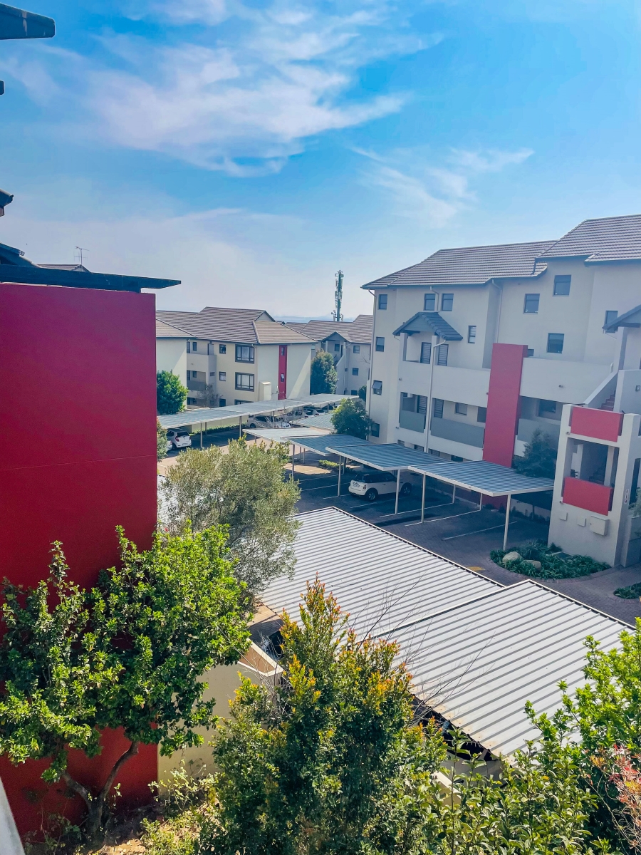 To Let 1 Bedroom Property for Rent in Fourways Gauteng