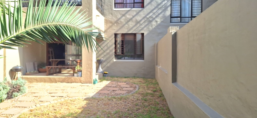 1 Bedroom Property for Sale in Lonehill Gauteng