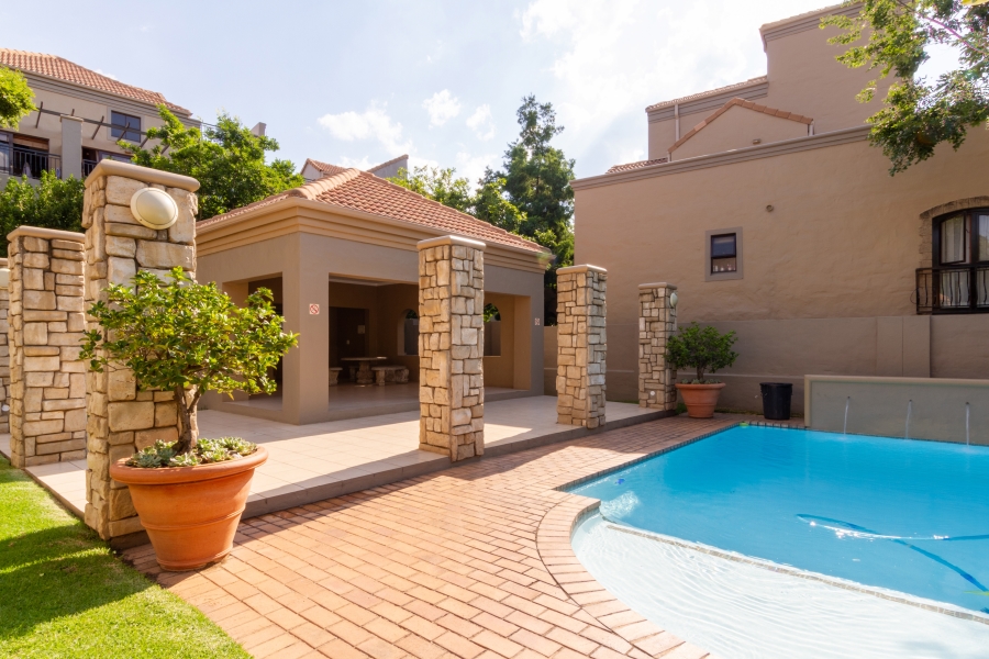 1 Bedroom Property for Sale in Lonehill Gauteng