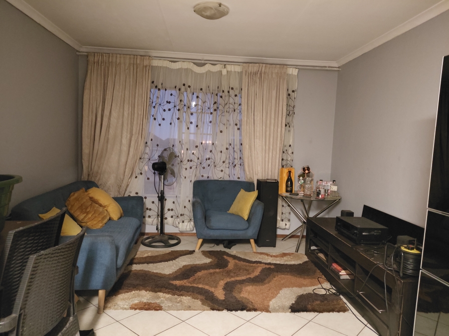 To Let 2 Bedroom Property for Rent in Terenure Gauteng