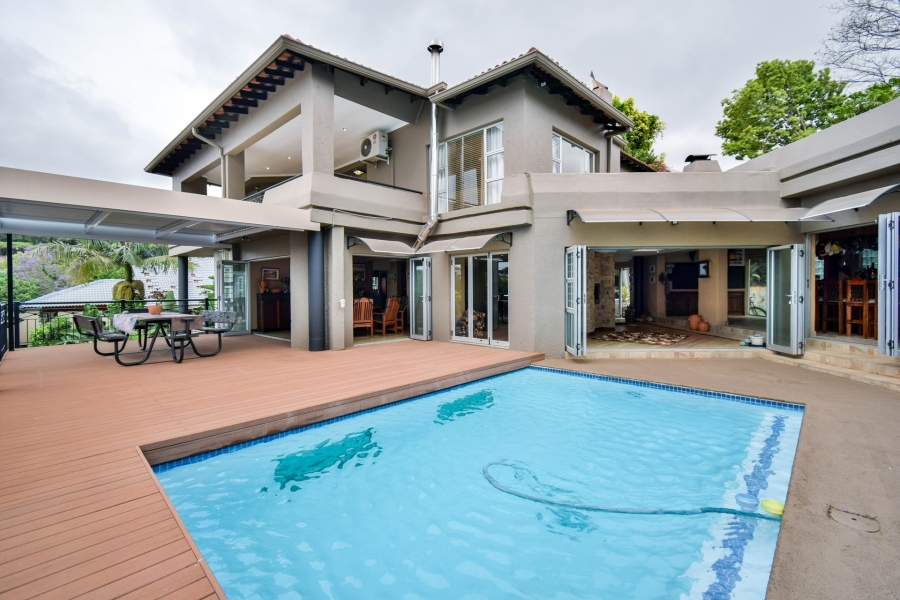 5 Bedroom Property for Sale in Waterkloof Ridge Gauteng