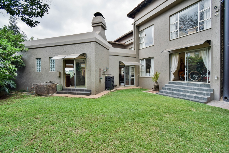 5 Bedroom Property for Sale in Waterkloof Ridge Gauteng