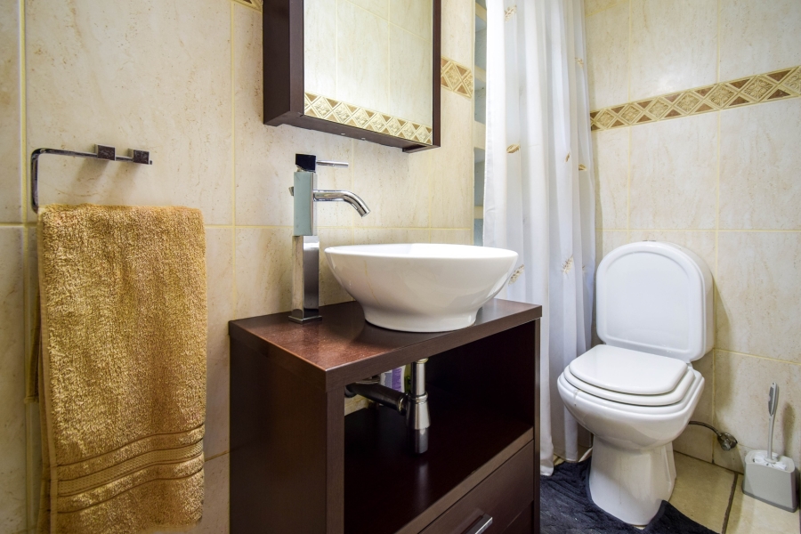 5 Bedroom Property for Sale in Waterkloof Ridge Gauteng