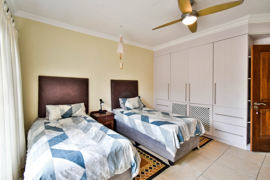 5 Bedroom Property for Sale in Waterkloof Ridge Gauteng
