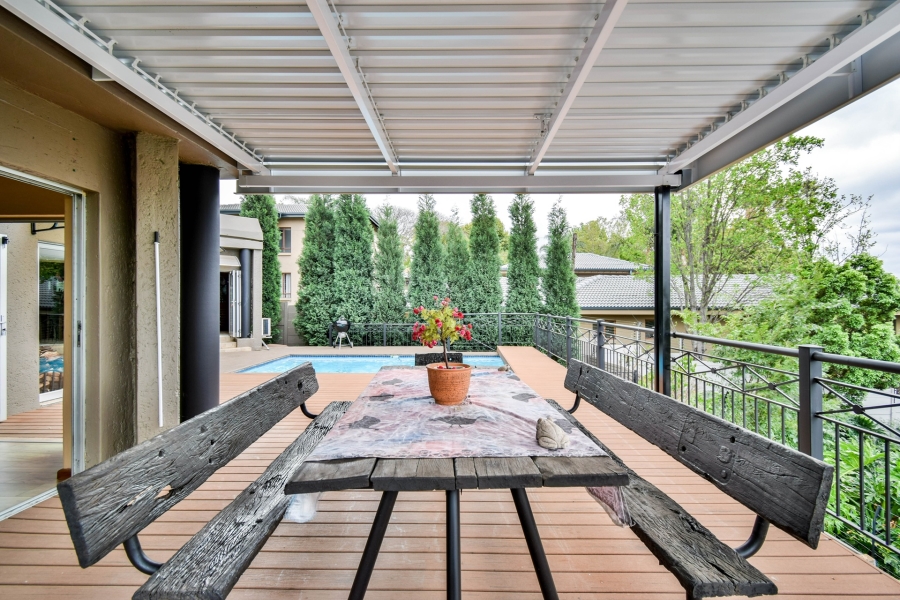 5 Bedroom Property for Sale in Waterkloof Ridge Gauteng