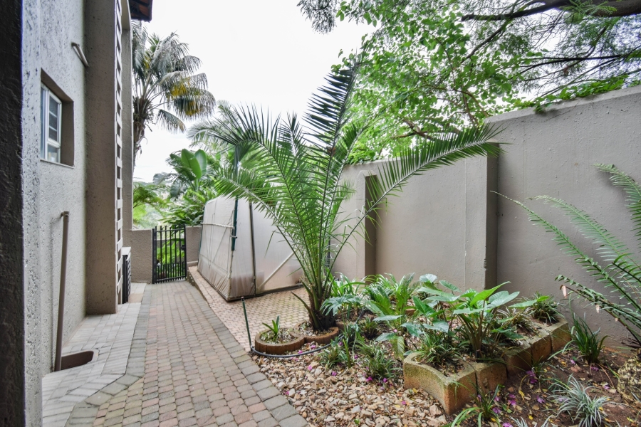 5 Bedroom Property for Sale in Waterkloof Ridge Gauteng