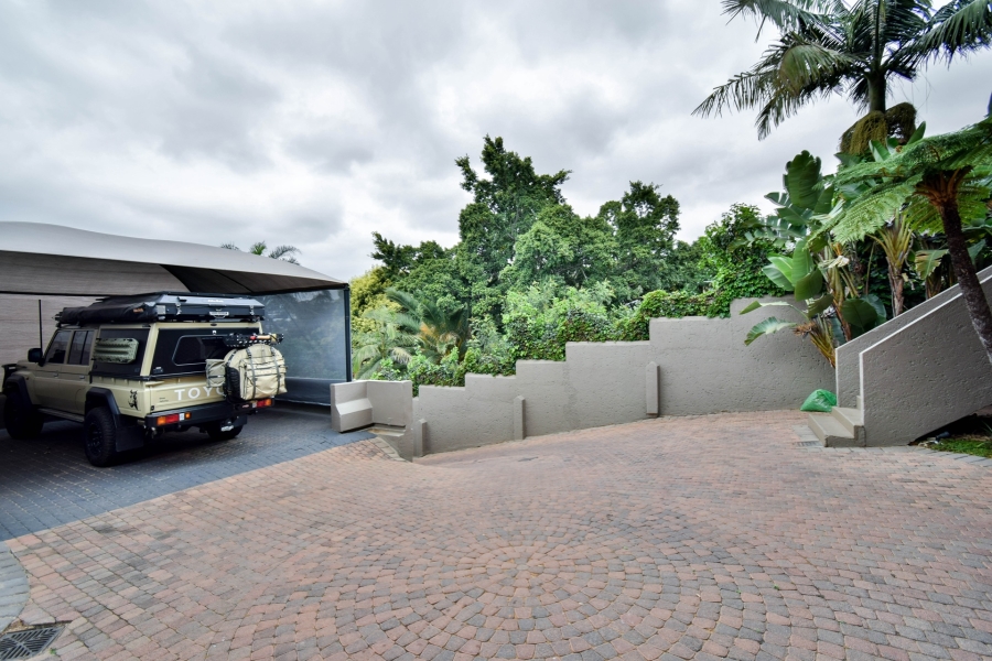 5 Bedroom Property for Sale in Waterkloof Ridge Gauteng