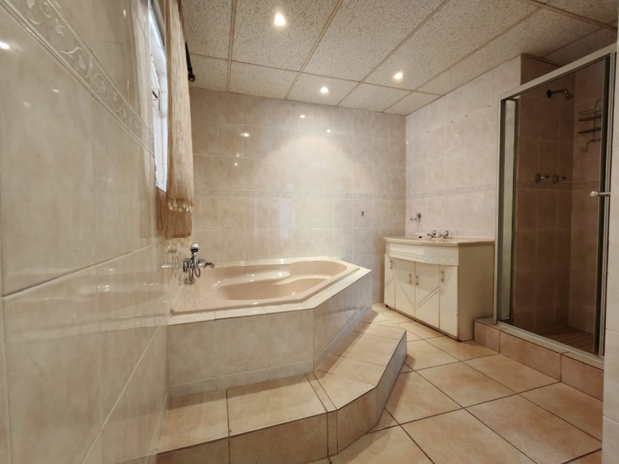 4 Bedroom Property for Sale in Arcon Park Gauteng
