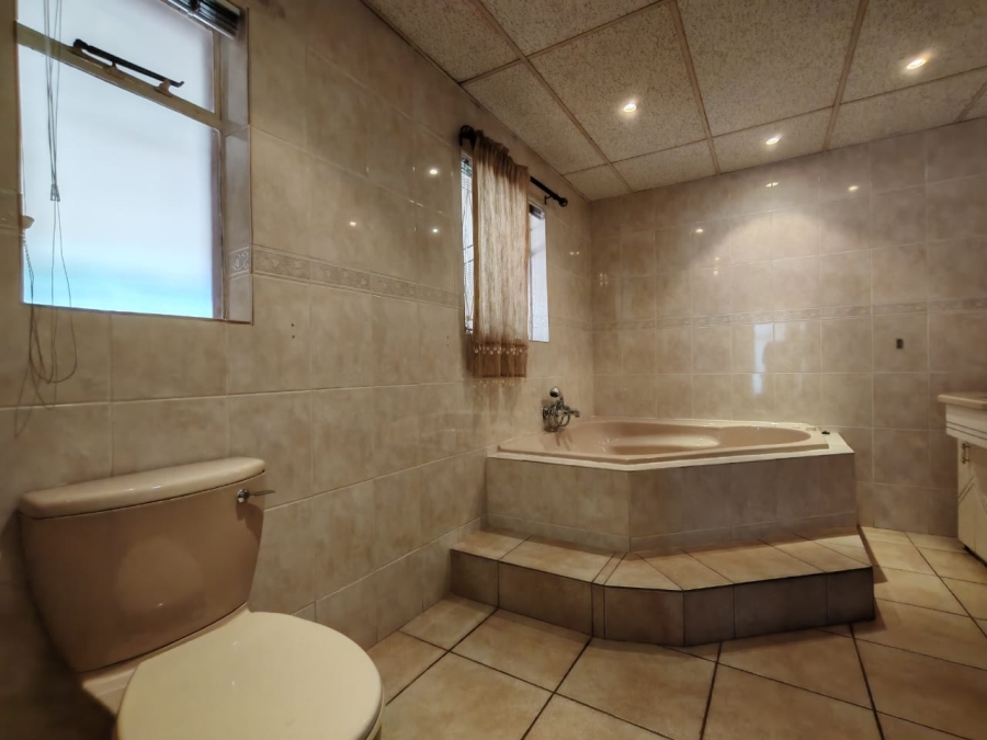 4 Bedroom Property for Sale in Arcon Park Gauteng