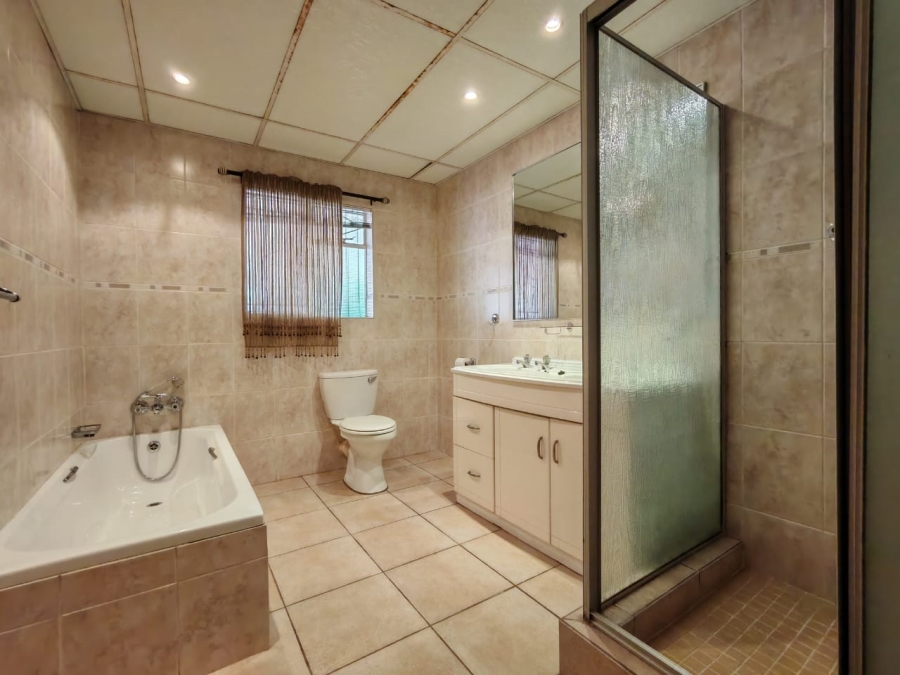 4 Bedroom Property for Sale in Arcon Park Gauteng