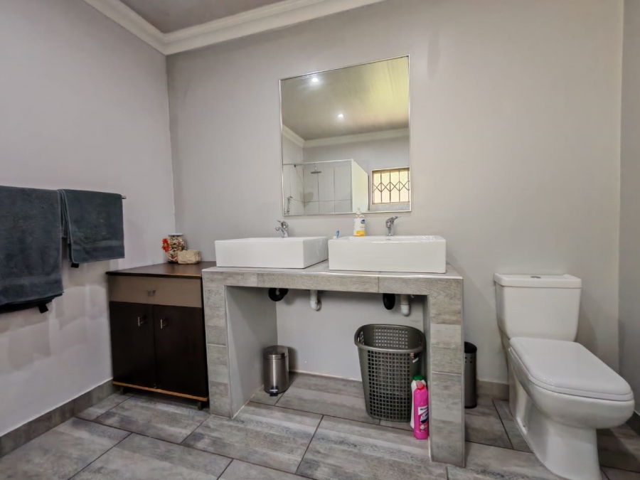 4 Bedroom Property for Sale in Arcon Park Gauteng