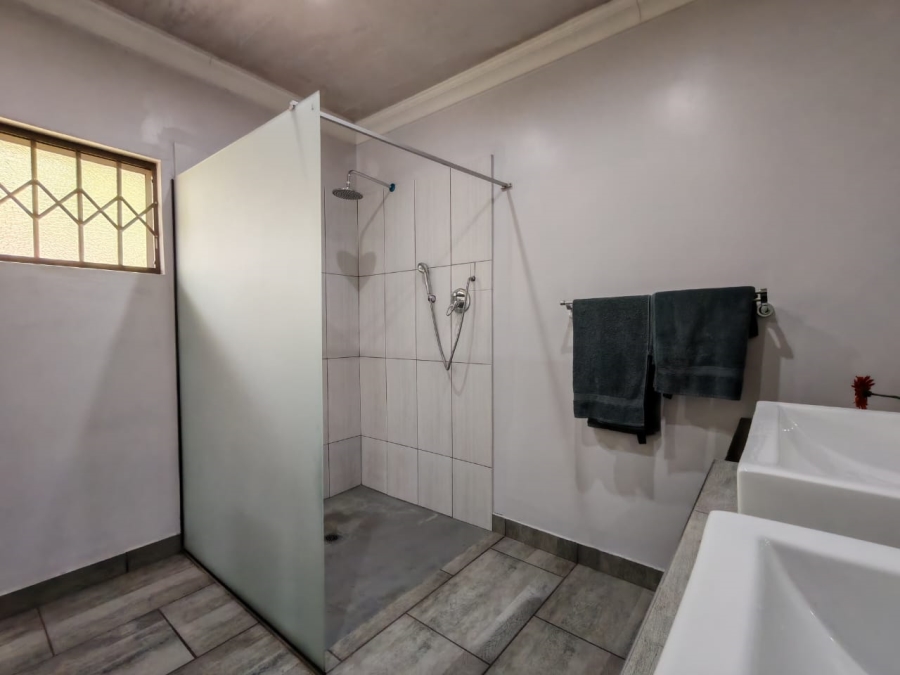 4 Bedroom Property for Sale in Arcon Park Gauteng