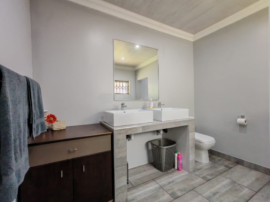4 Bedroom Property for Sale in Arcon Park Gauteng